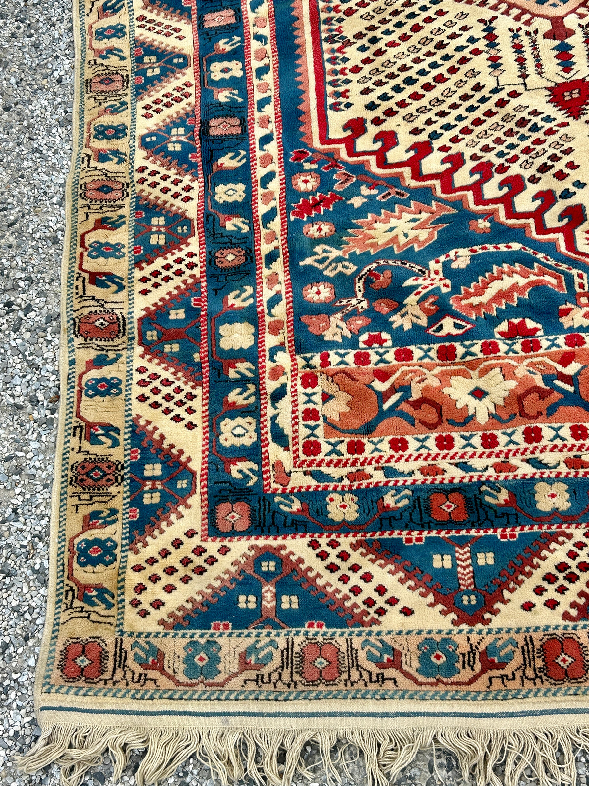 TRIBAL LARGE SIZE RUG IN REDS, BLUES, CREAMS