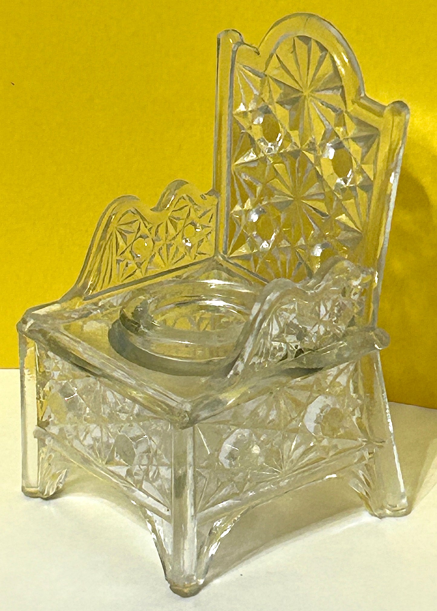 DAISY AND BUTTON PATTERN GLASS FIGURAL CHAIR INKWELL