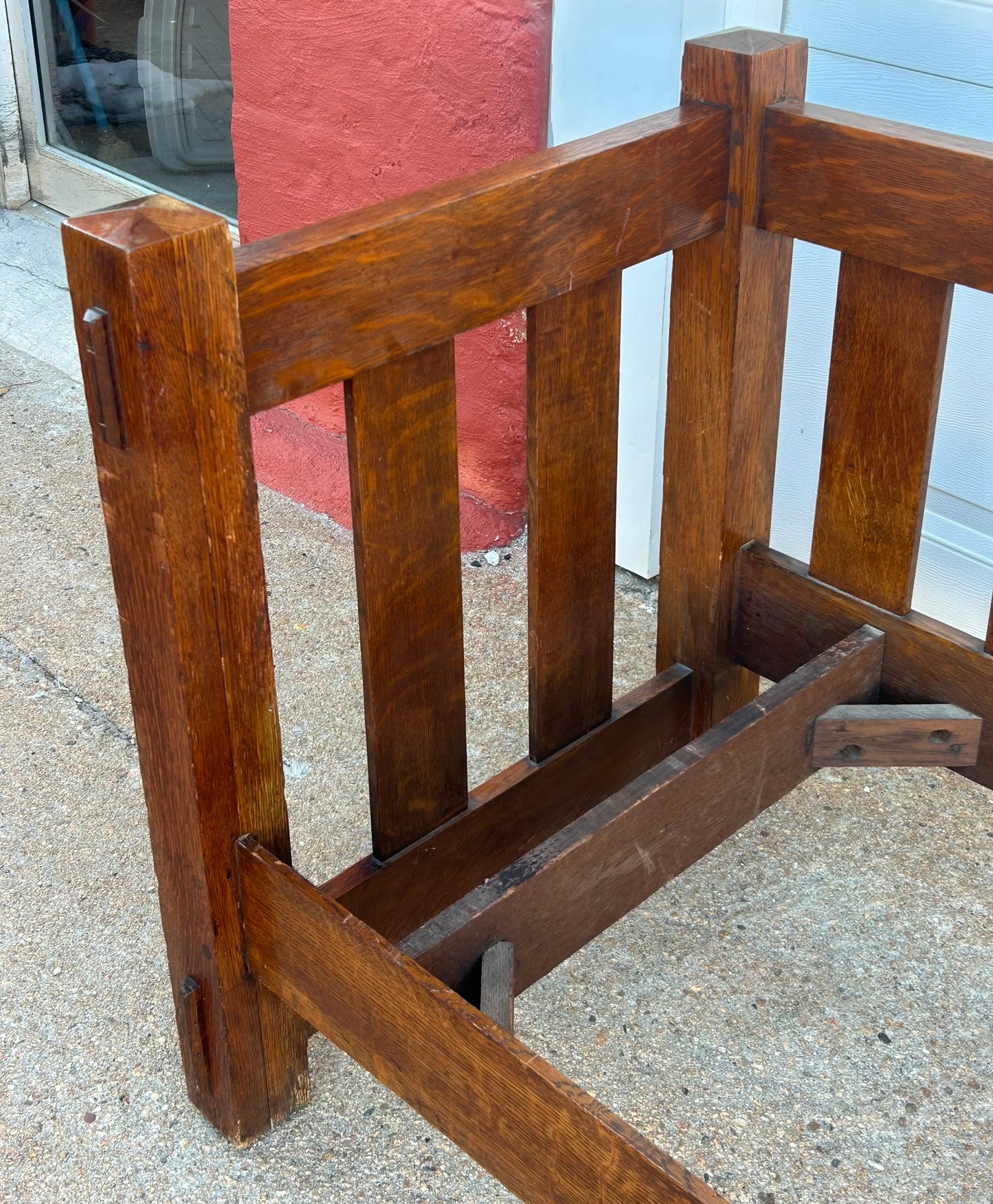 ANTIQUE MISSION OAK EVEN ARM SETTLE COUCH BY OAK CRAFT