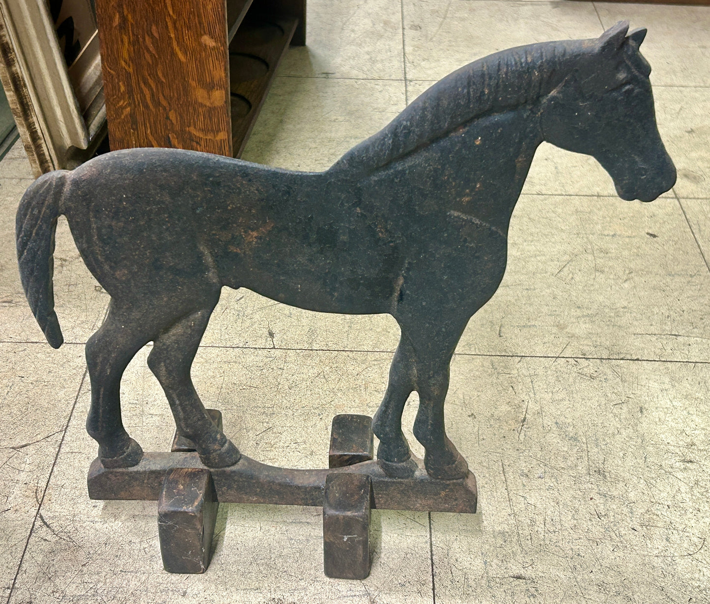 WINDMILL WEIGHT DEMPSTER CRESCENT TAIL HORSE