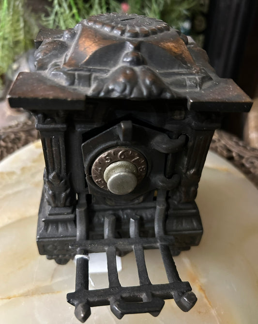 CAST IRON HEATER STOVE STILL BANK