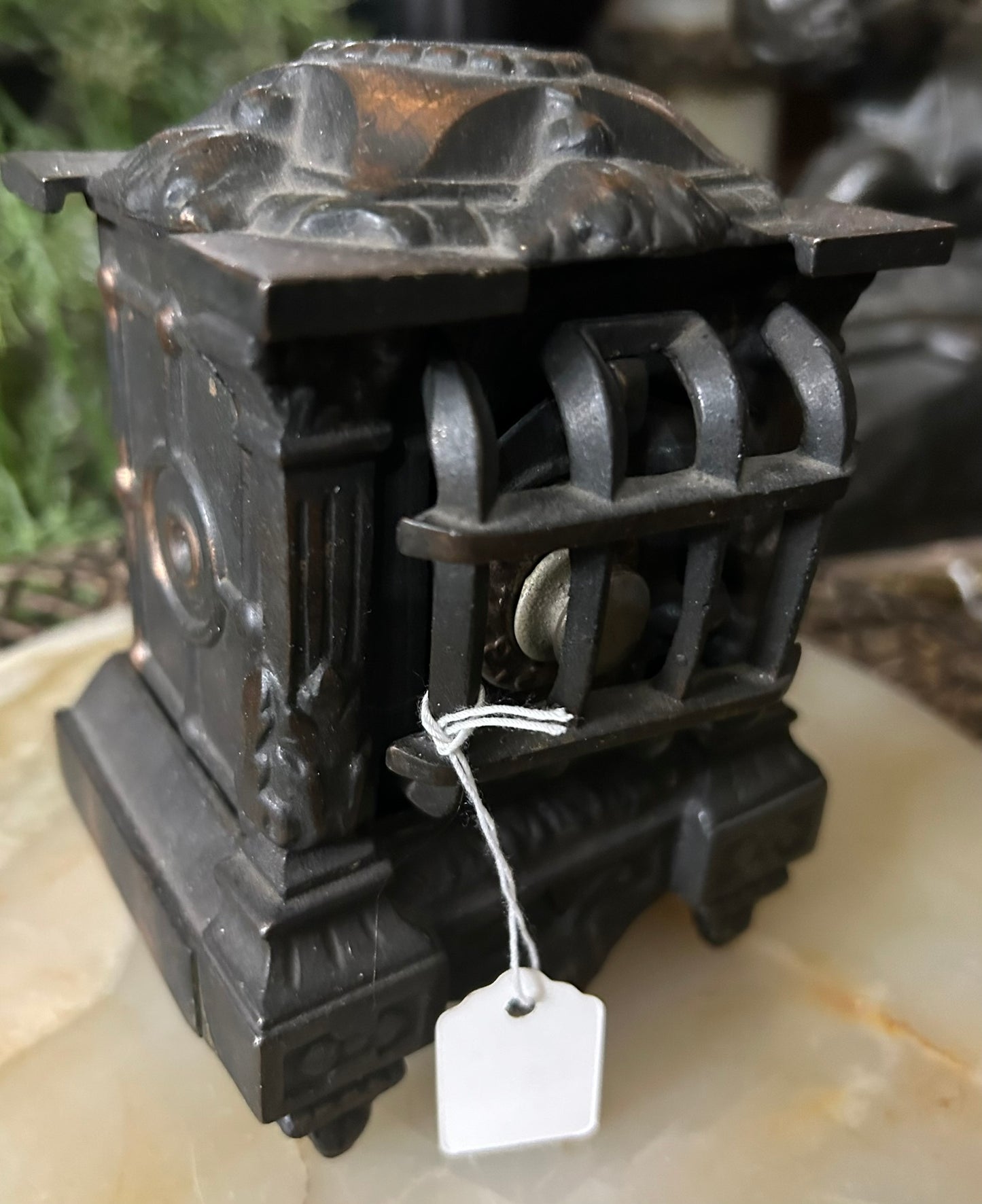 CAST IRON HEATER STOVE STILL BANK