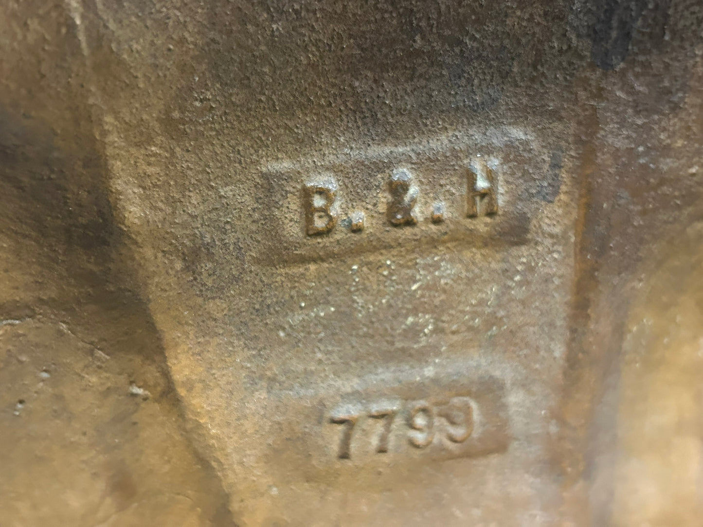 CAST IRON BRADLEY AND HUBBARD ANTIQUE ELEPHANT LARGE DOOR STOP