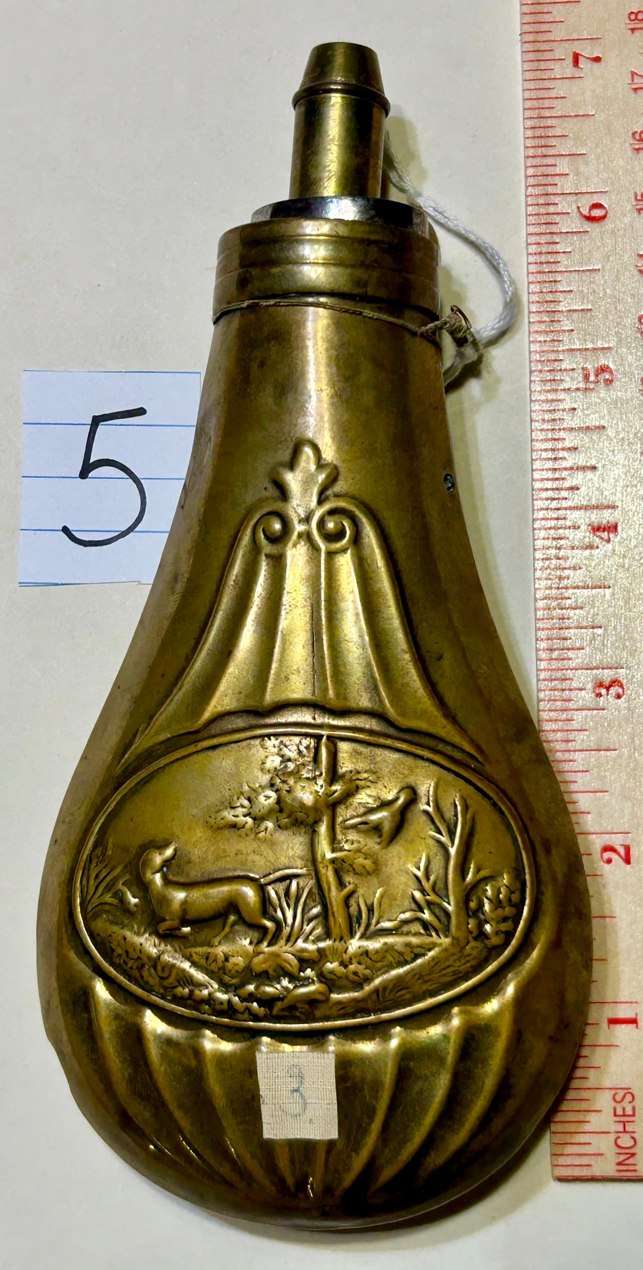 ANTIQUE HUNTING DOG POWDER FLASK