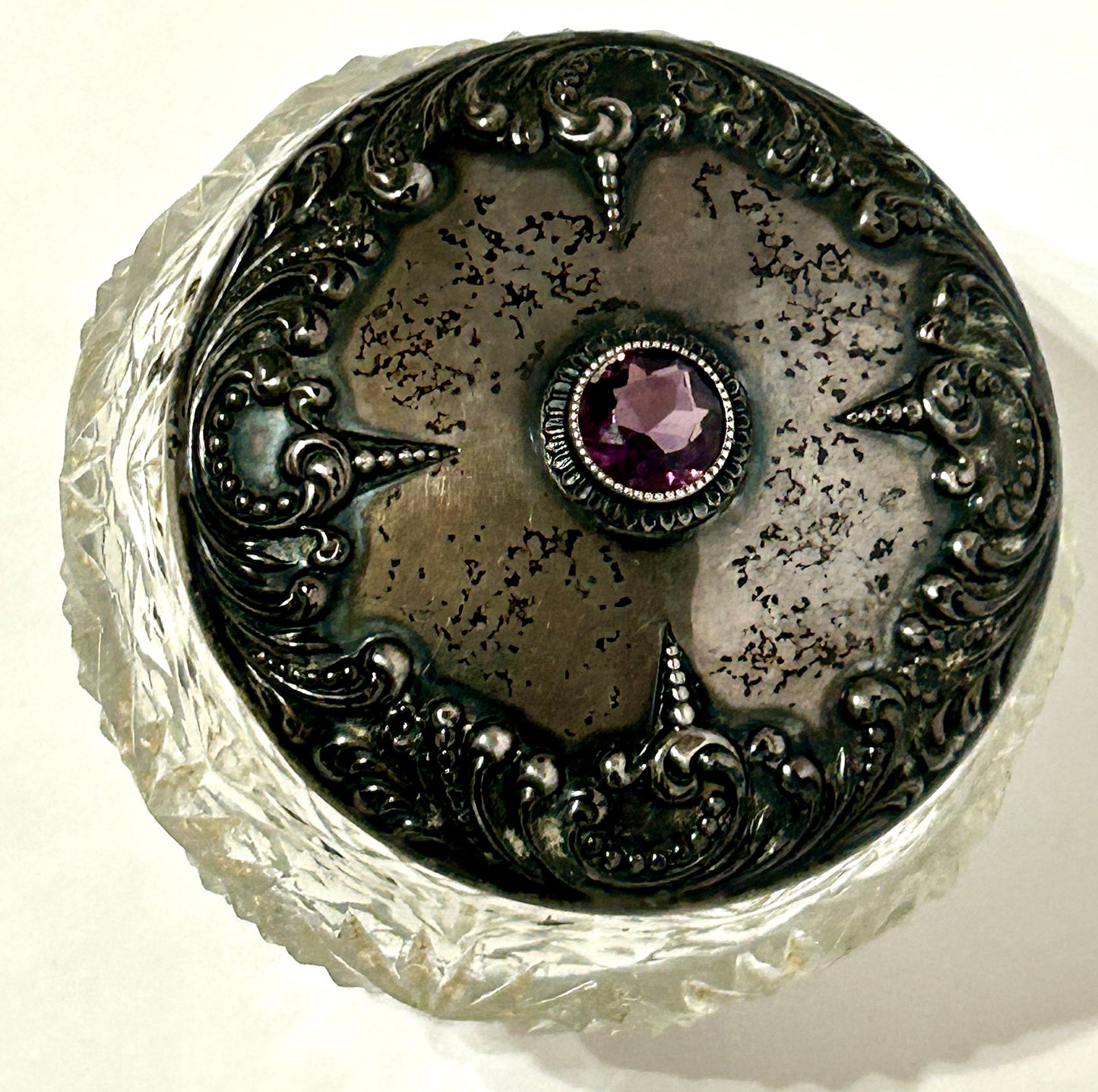 POWDER JAR ANTIQUE WITH STERLING AND AMETHYST COLOR STONE ON CUT GLASS JAR