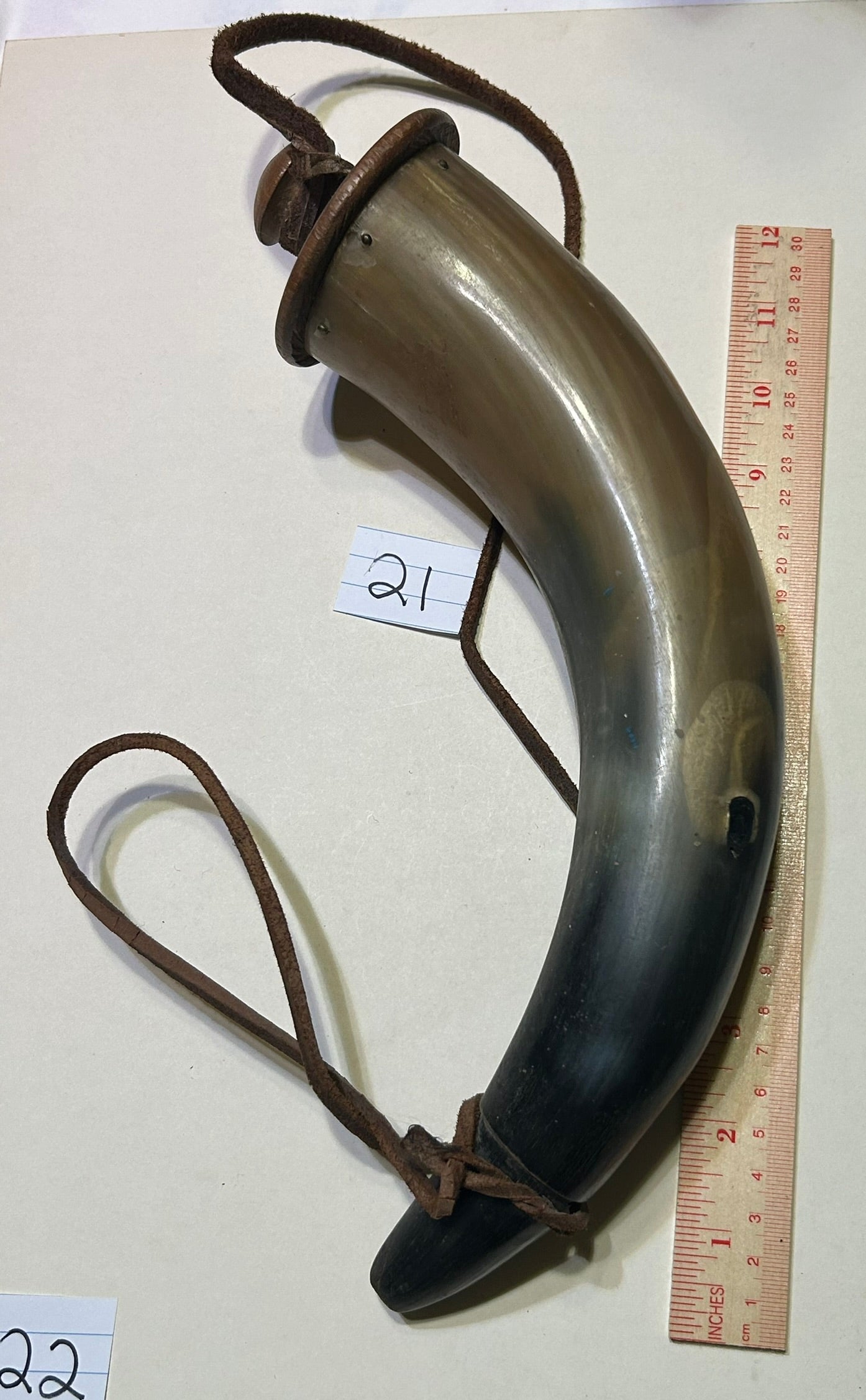 ANTIQUE LARGE POWDER HORN
