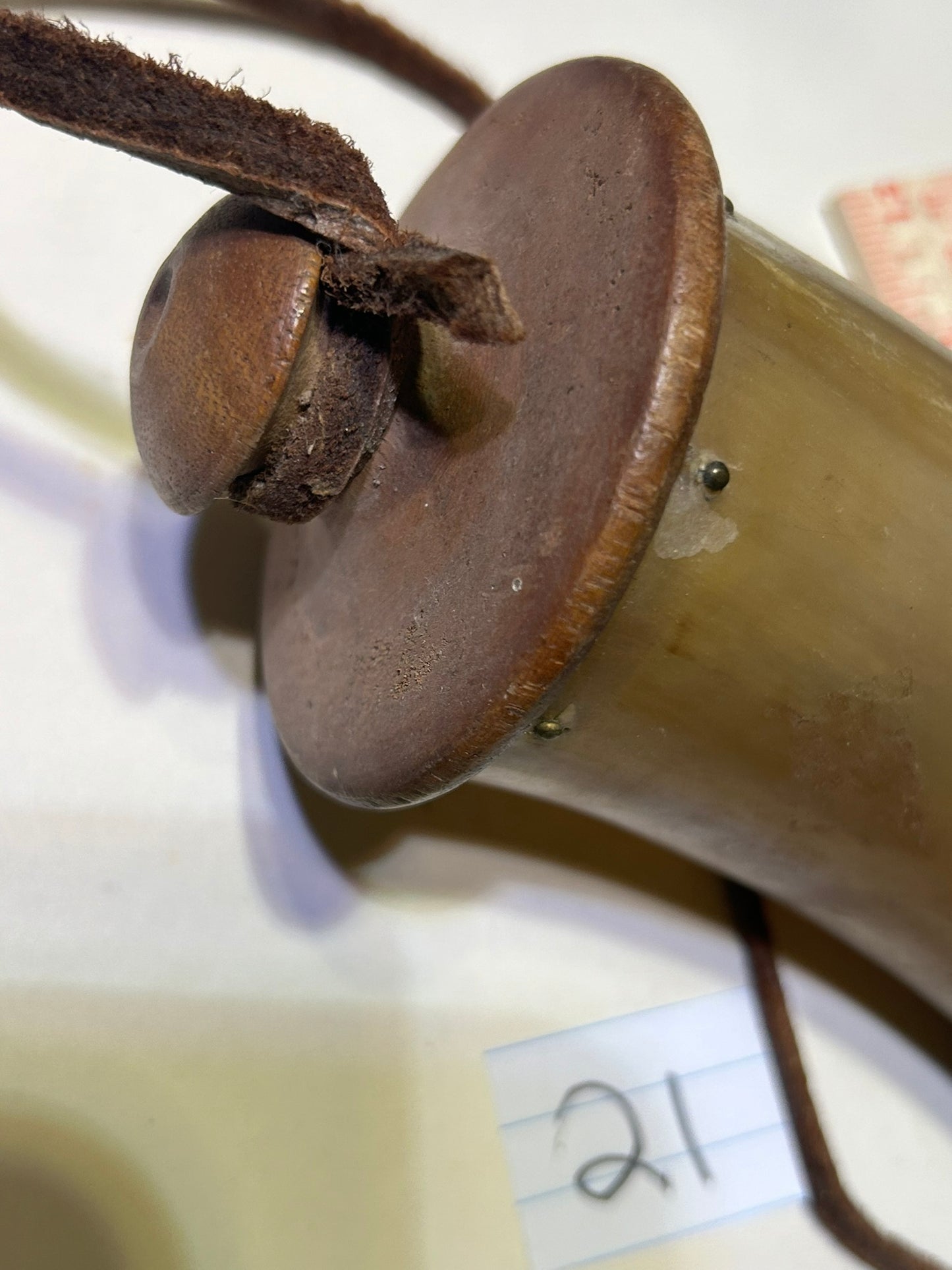ANTIQUE LARGE POWDER HORN