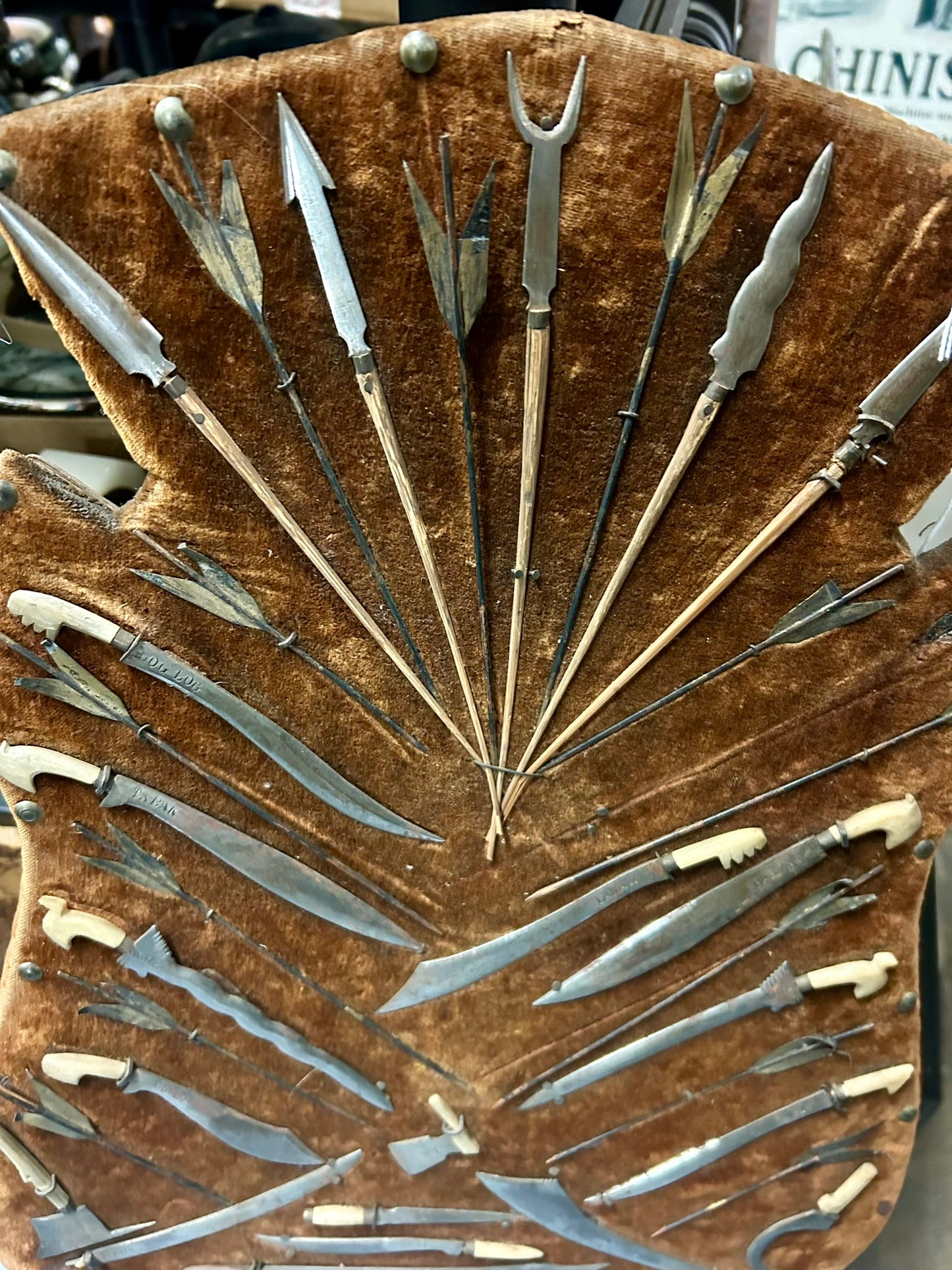 MINI EDGED WEAPONS COLLECTION BROUGHT BACK BY SPANISH AMERICAN WAR SOLDIER