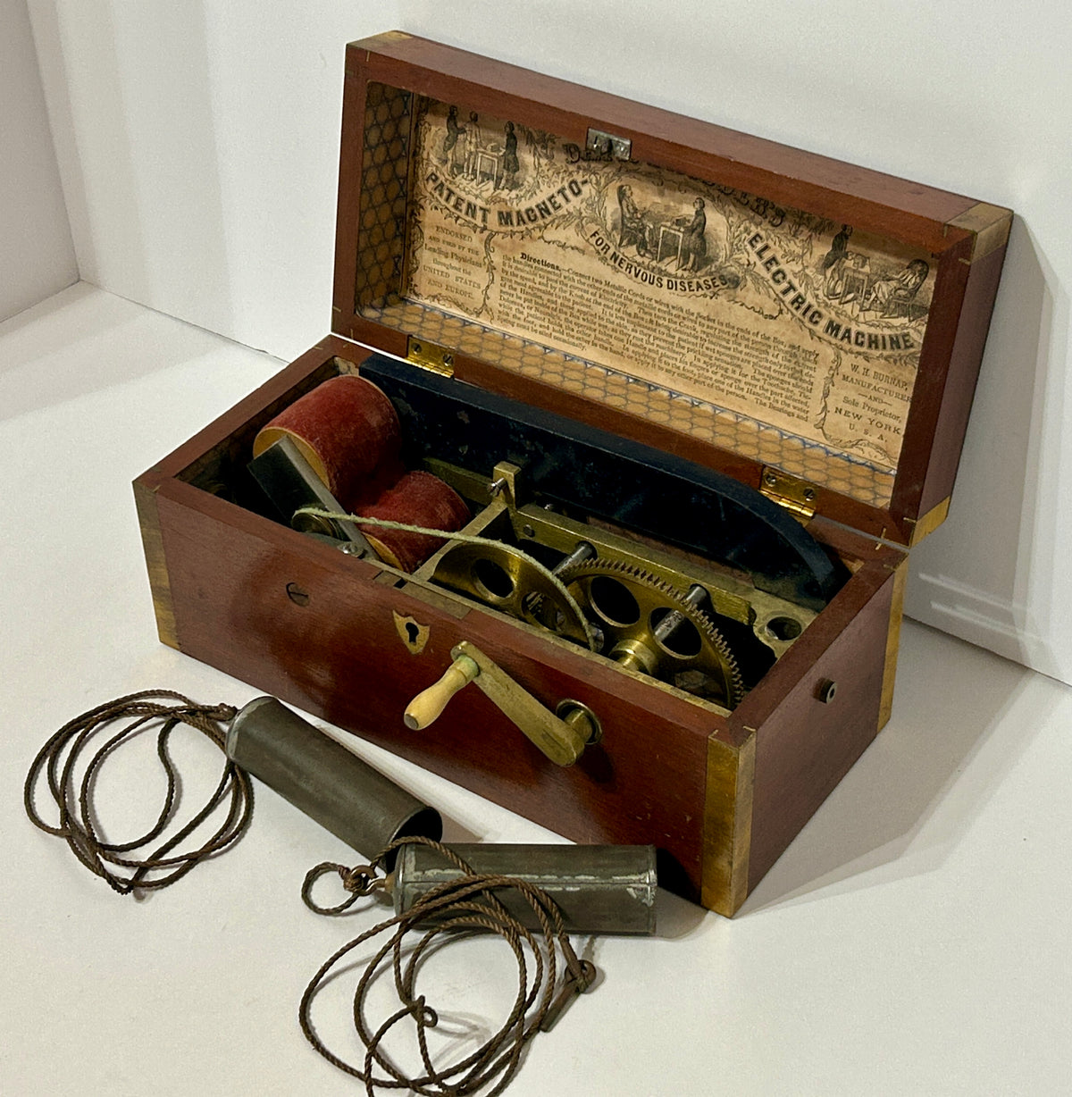 Kidder Machine KIDDER EARLY ELECTRO SHOCK MEDICAL MACHINE – Triple A Antiques