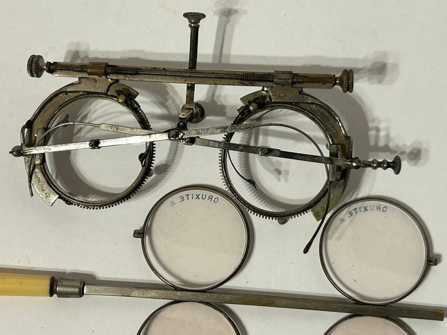 ANTIQUE EYE GLASS TEST EQUIPTMENT