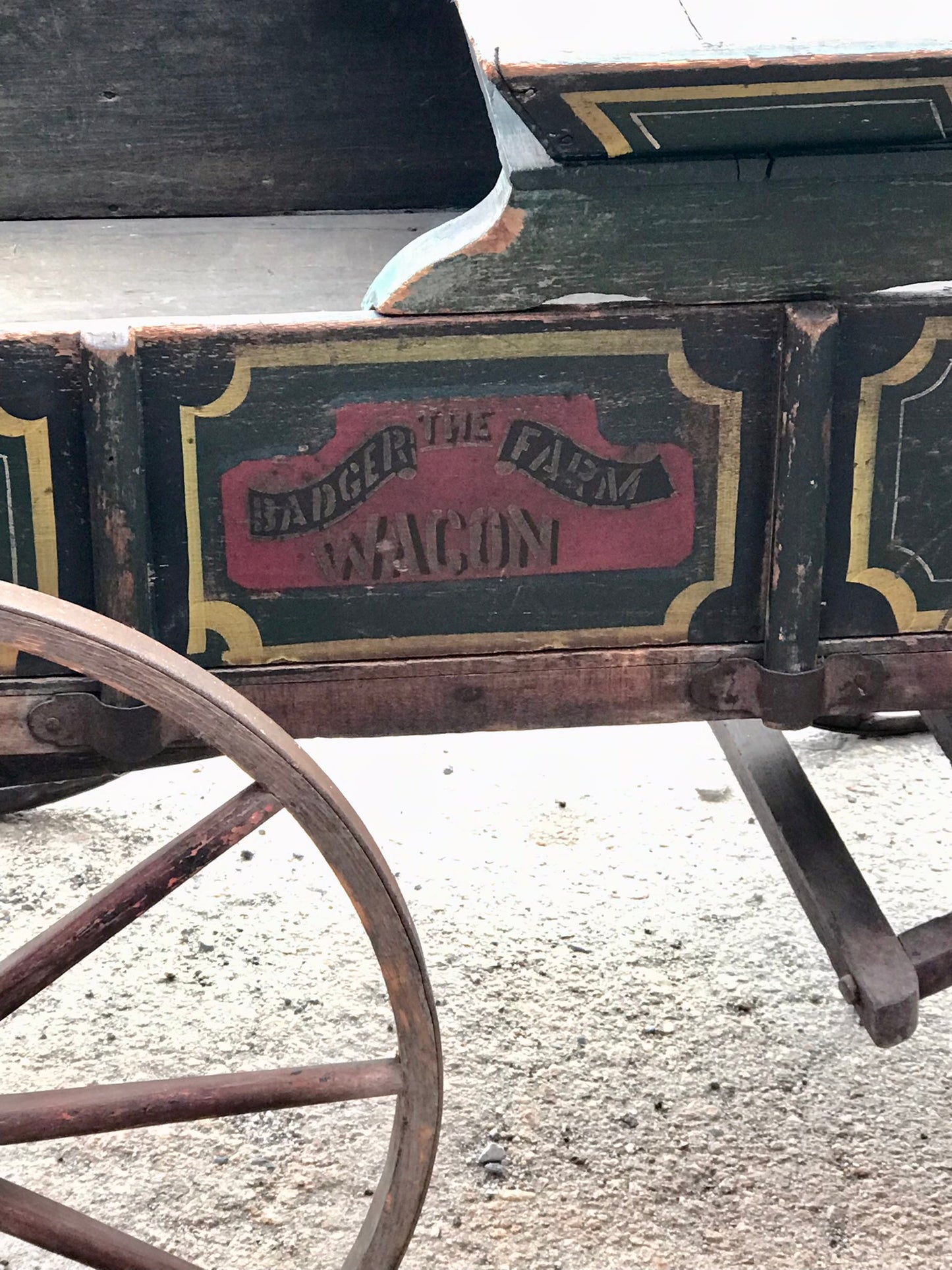 ANTIQUE CHILDS SIZE ADVERTISING BADGER FARM WAGON