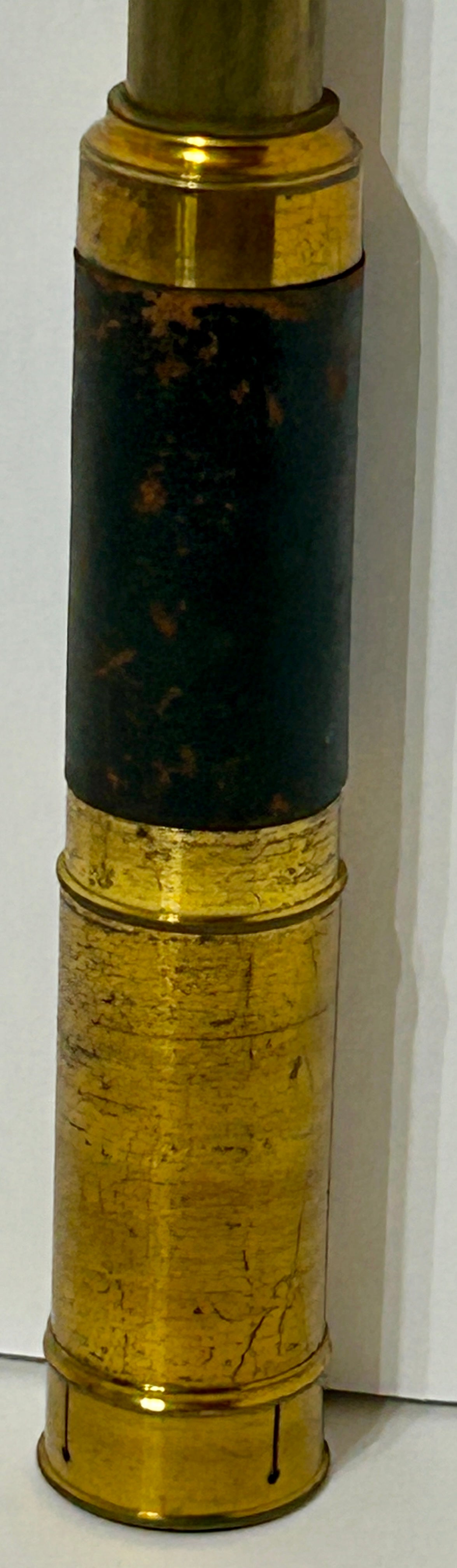ANTIQUE TELESCOPE BRASS AND LEATHER