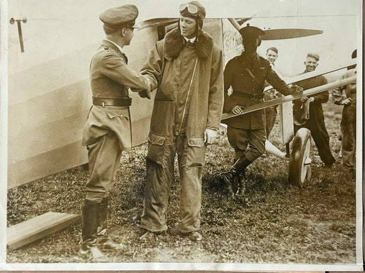 CHARLES LINDBERGH AT BOLLING FIELD SHAKING HANDS NEWS PHOTO