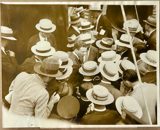 CHARLES LINDBERGH MEETING RETURNING FLYERS IN NEW YORK HARBOR NEWS PHOTOGRAPH