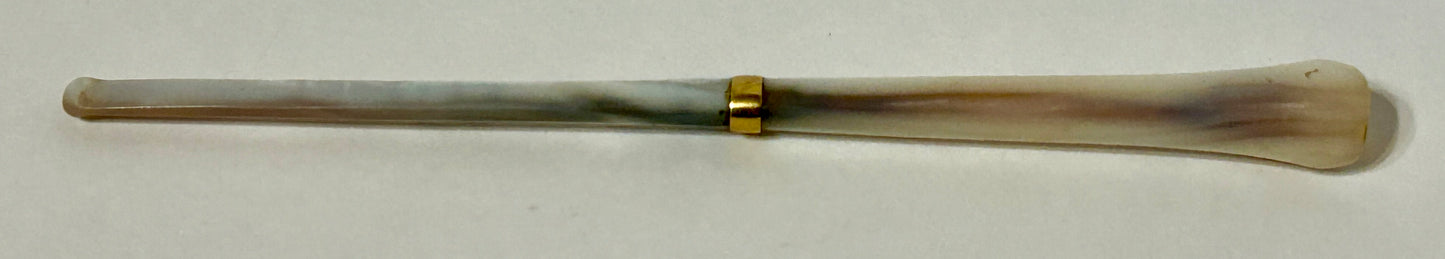 ANTIQUE MOTHER OF PEARL CIGARETTE HOLDER