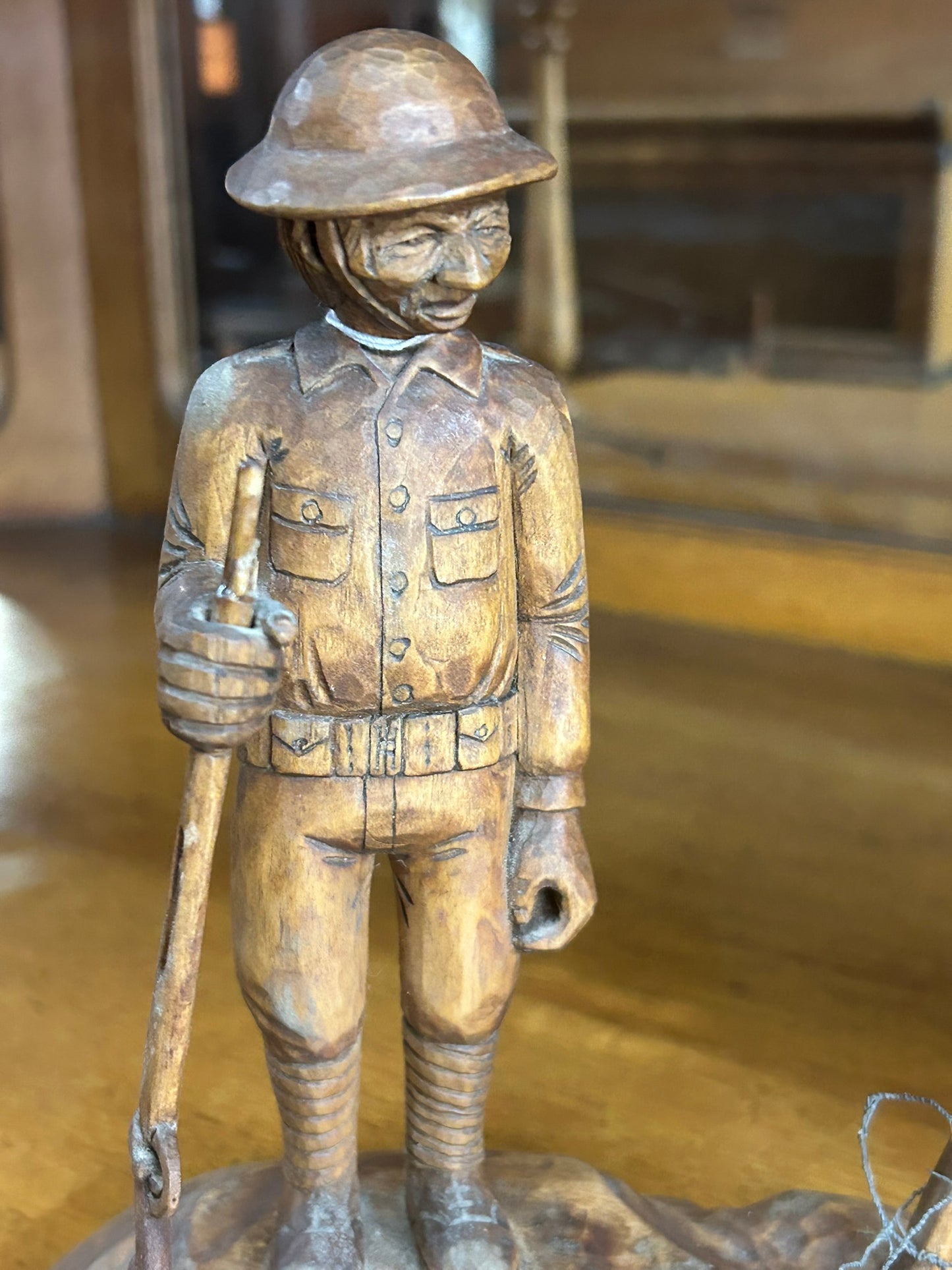 JIM MAXWELL WOOD CARVING OF WORLD WAR I SOLDIER