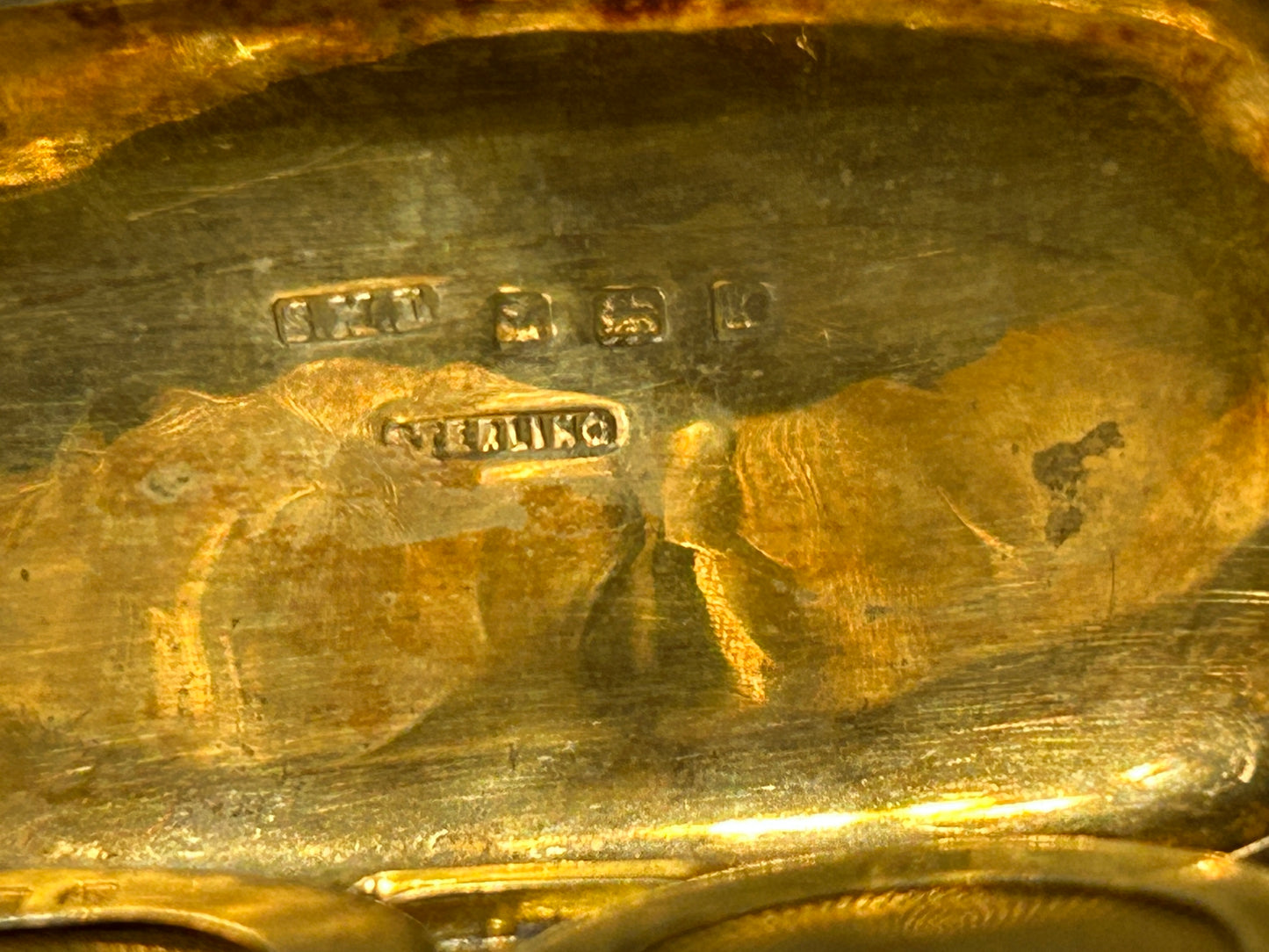 ANTIQUE STERLING SILVER COIN HOLDER