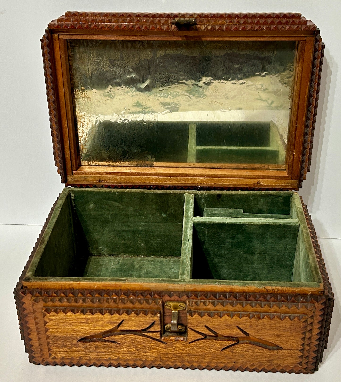 TRAMP ART ANTIQUE JEWELRY BOX