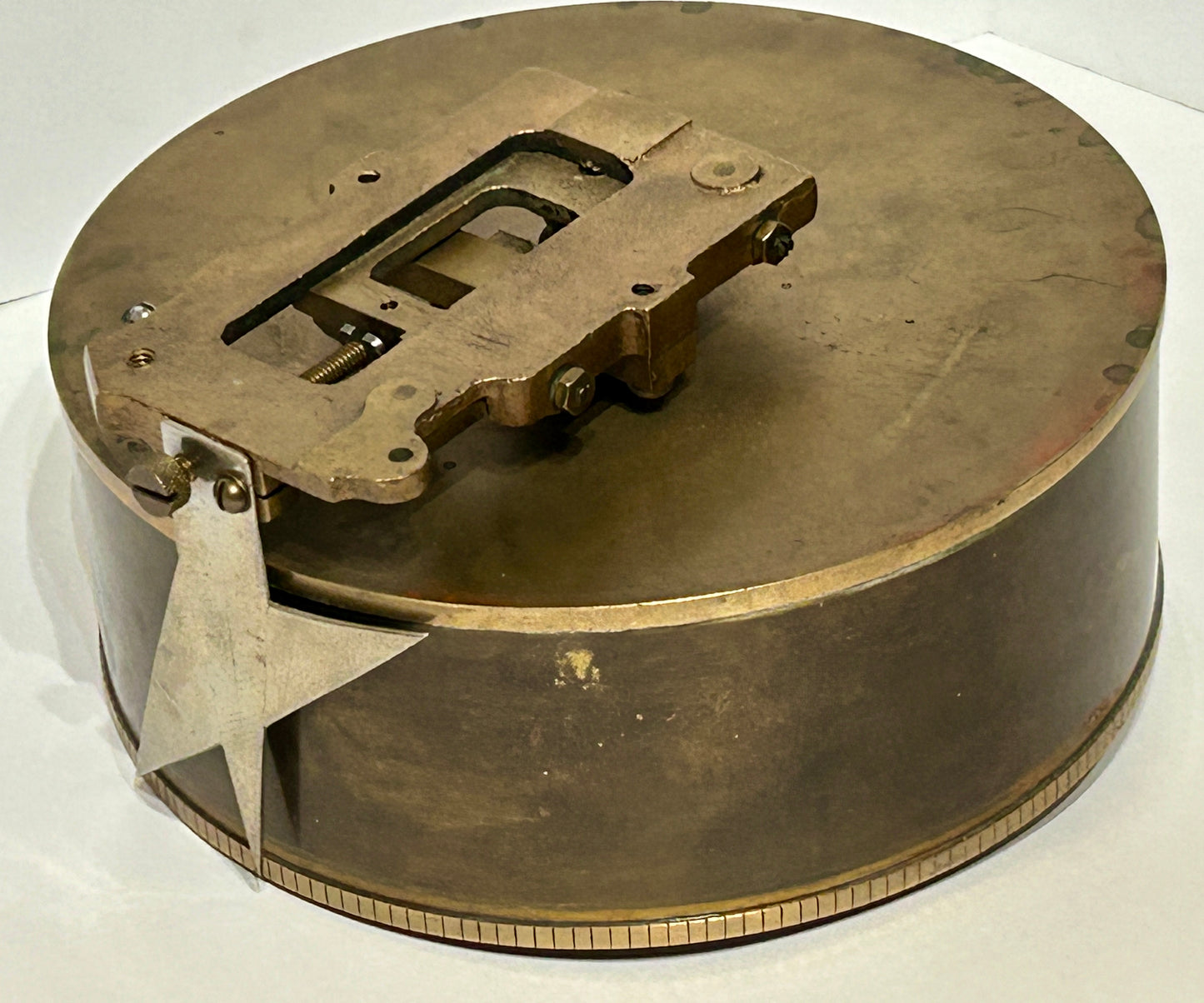 SCIENTIFIC ANTIQUE CLOCK WORK BRASS WIND UP DRUM