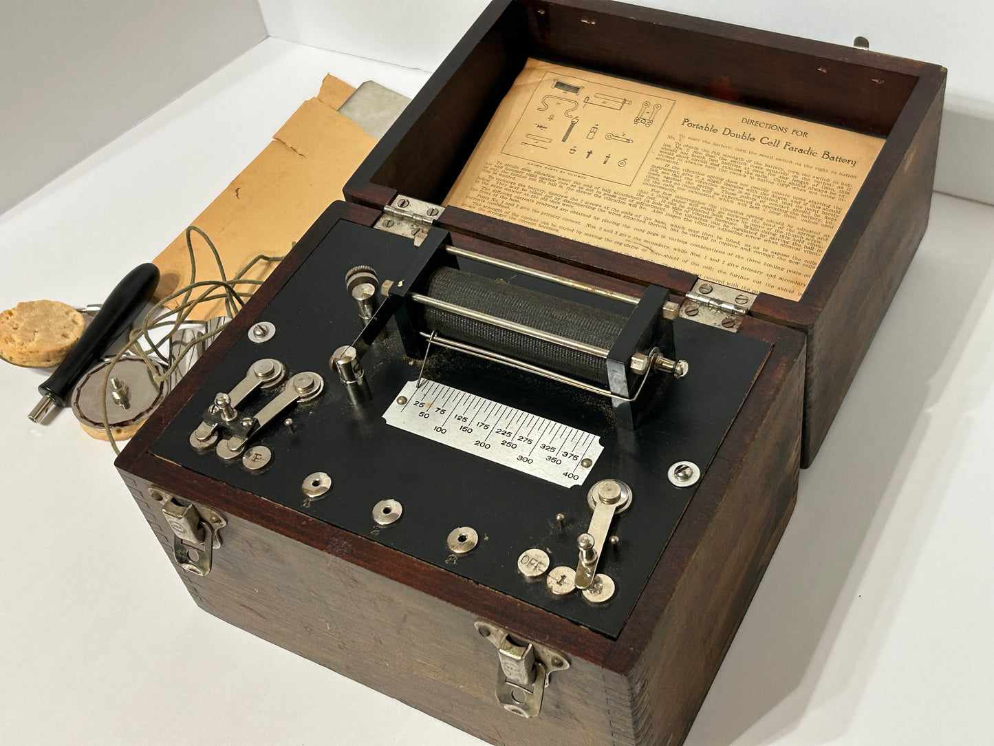 ANTIQUE QUACK ELECTRAPATHY MEDICAL DEVICE