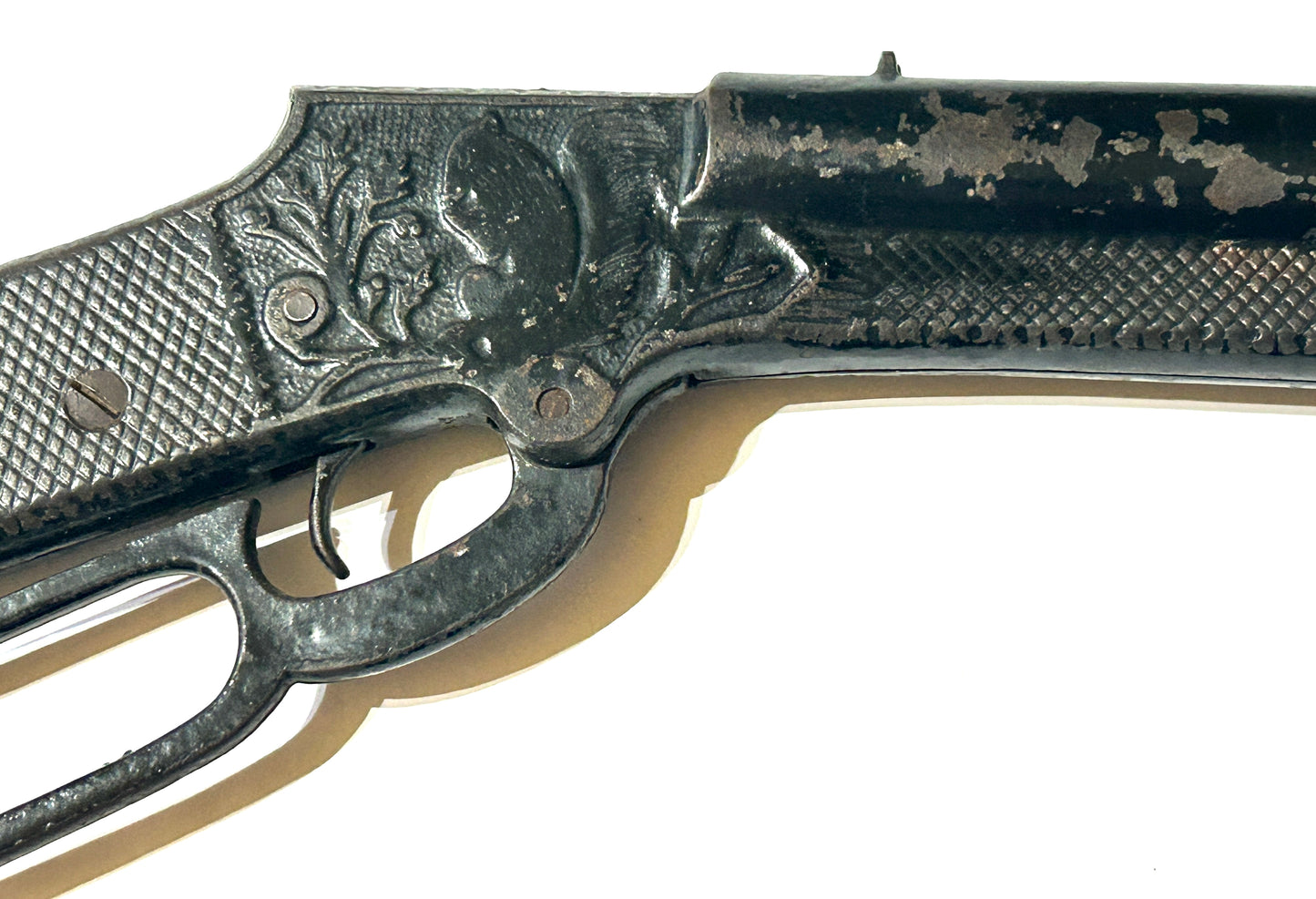 ANTIQUE AIR RIFLE COLUMBIAN BAILY COMPANY LEVER ACTION AIR RIFLE WITH SQUIRREL DESIGN 1895