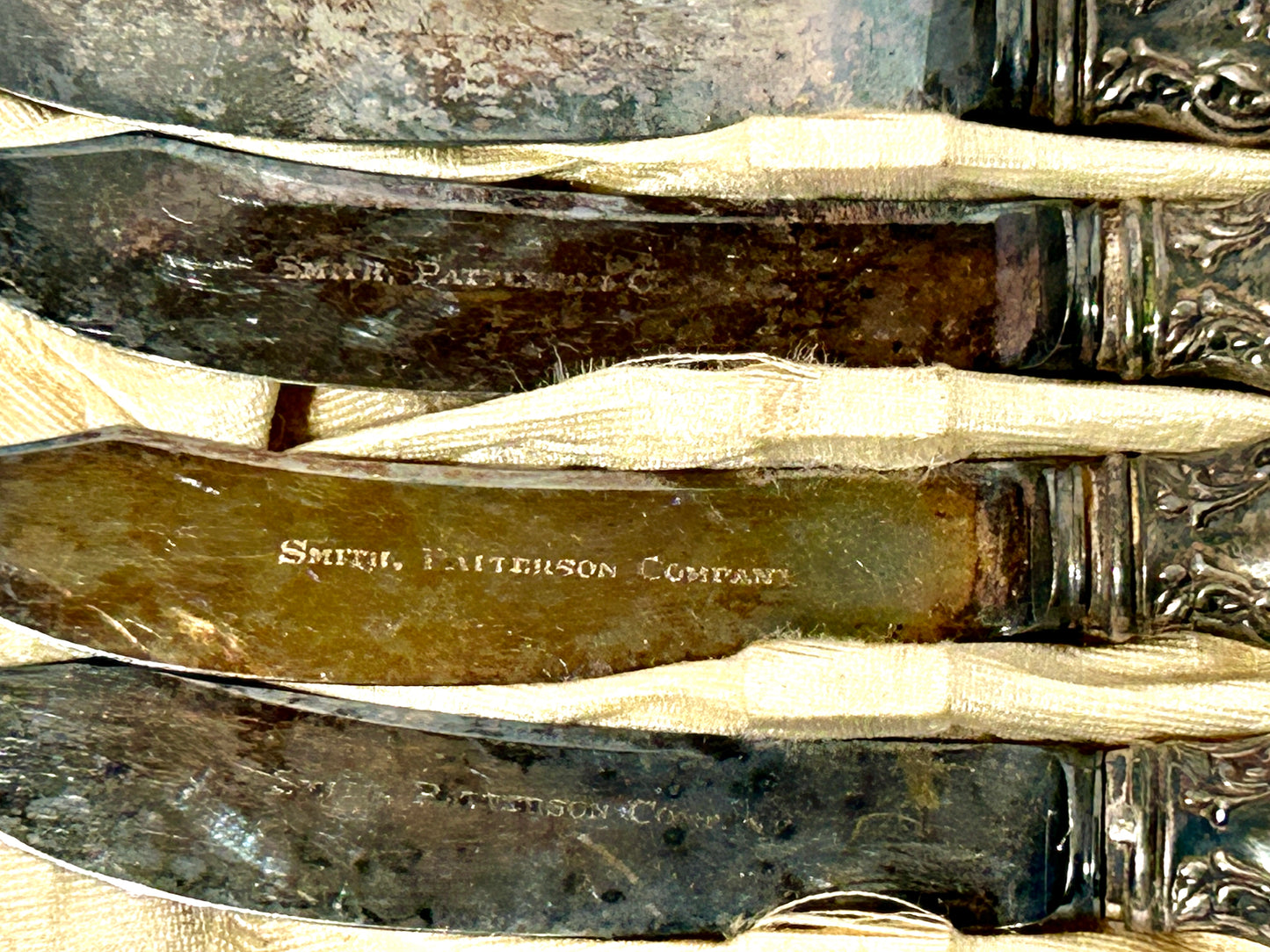 ANTIQUE STERLING AND MOTHER OF PEARL HANDLE SET FRUIT KNIVES