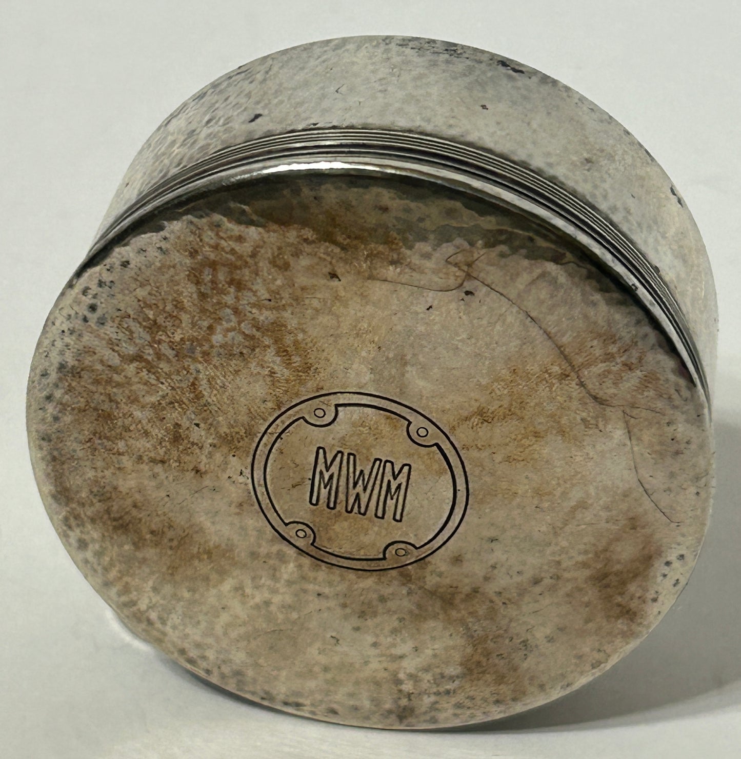 TIFFANY STERLING ROUND BOX