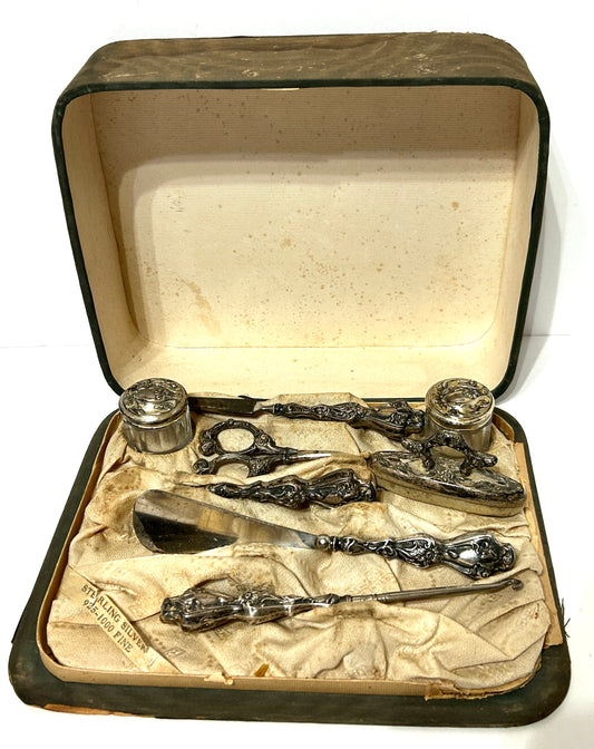 ANTIQUE STERLING SILVER DRESSER SET