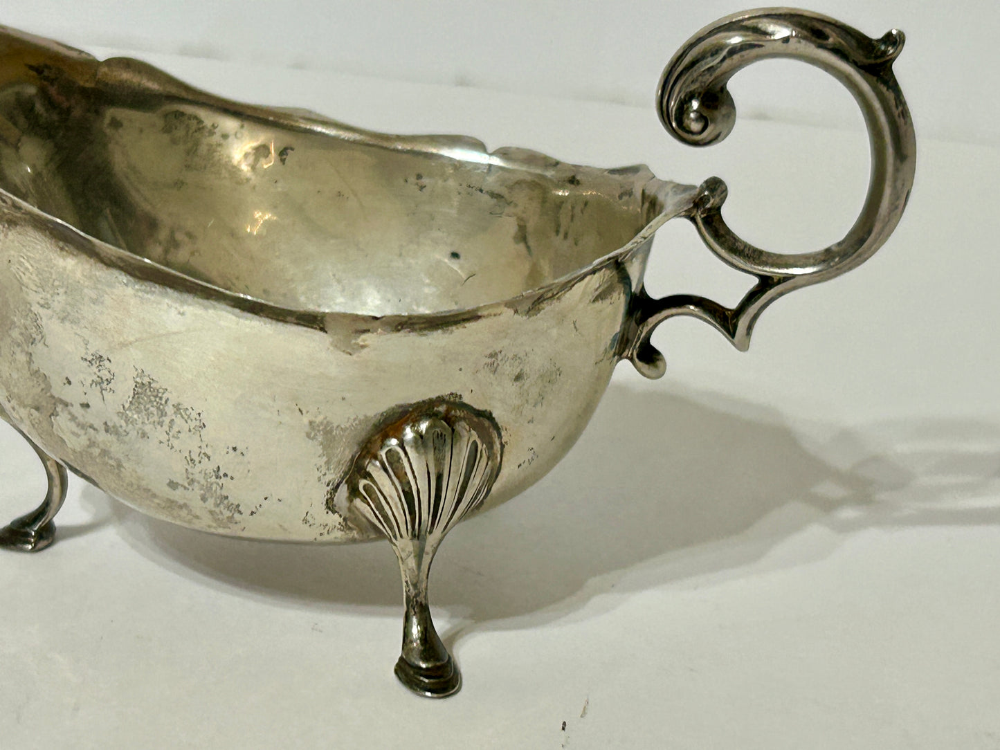ANTIQUE STERLING SILVER SAUCE BOAT BY WM, HUTTON & SONS