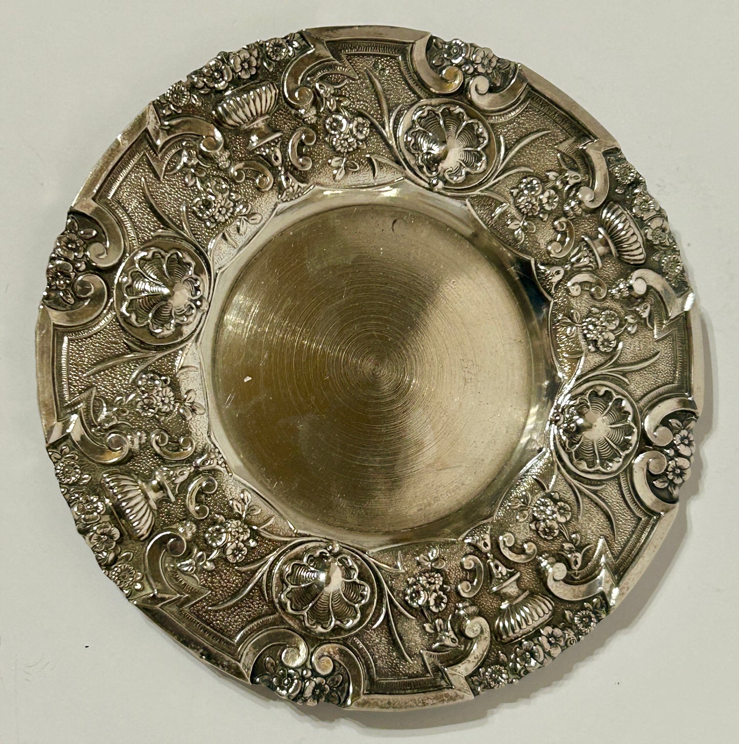 SILVER ANTIQUE SMALL PLATE AND SALT BOWL WITH FANCY DESIGNS
