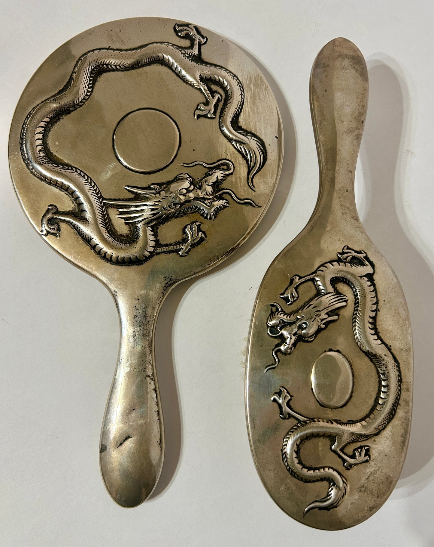 ANTIQUE CHINESE STERLING SILVER BRUSH AND MIRROR WITH 4 TOE DRAGON