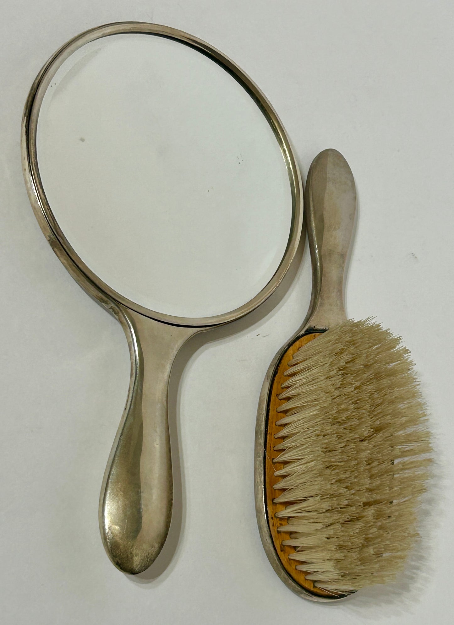 ANTIQUE CHINESE STERLING SILVER BRUSH AND MIRROR WITH 4 TOE DRAGON