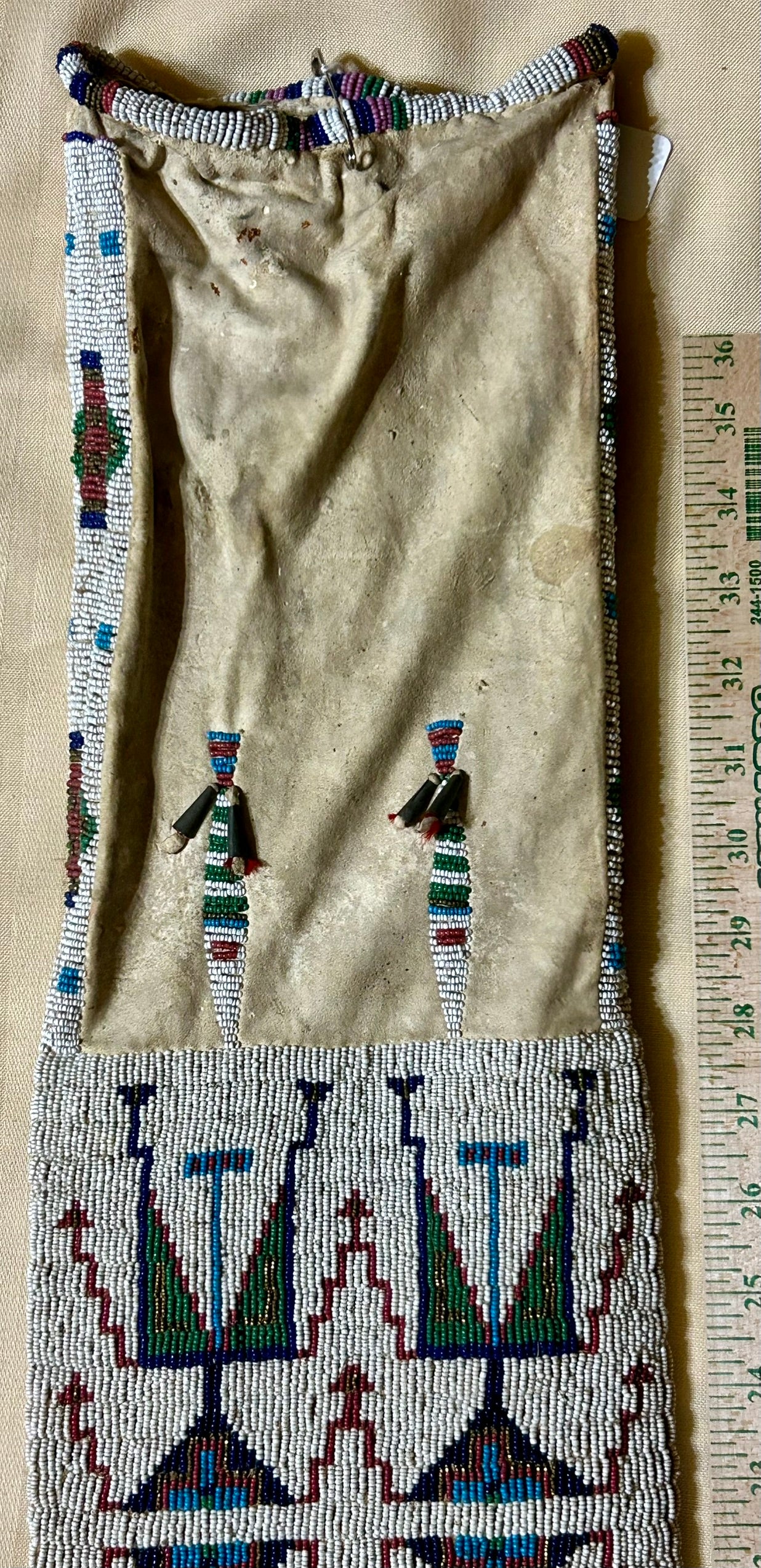 NATIVE AMERICAN SIOUX PIPE BAG LATE 1800'S