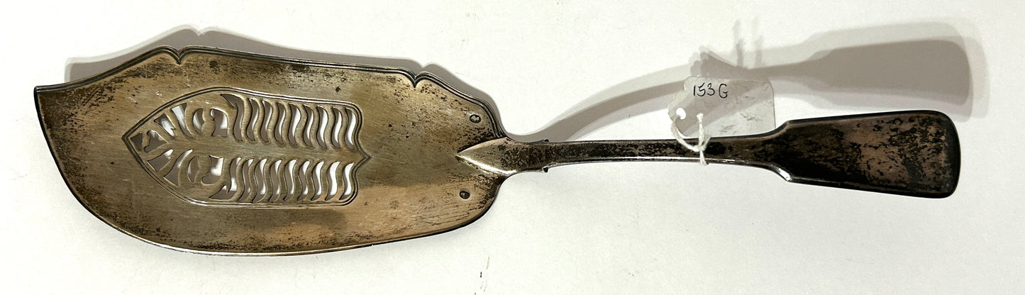 ANTIQUE IRISH SILVER FISH SERVER